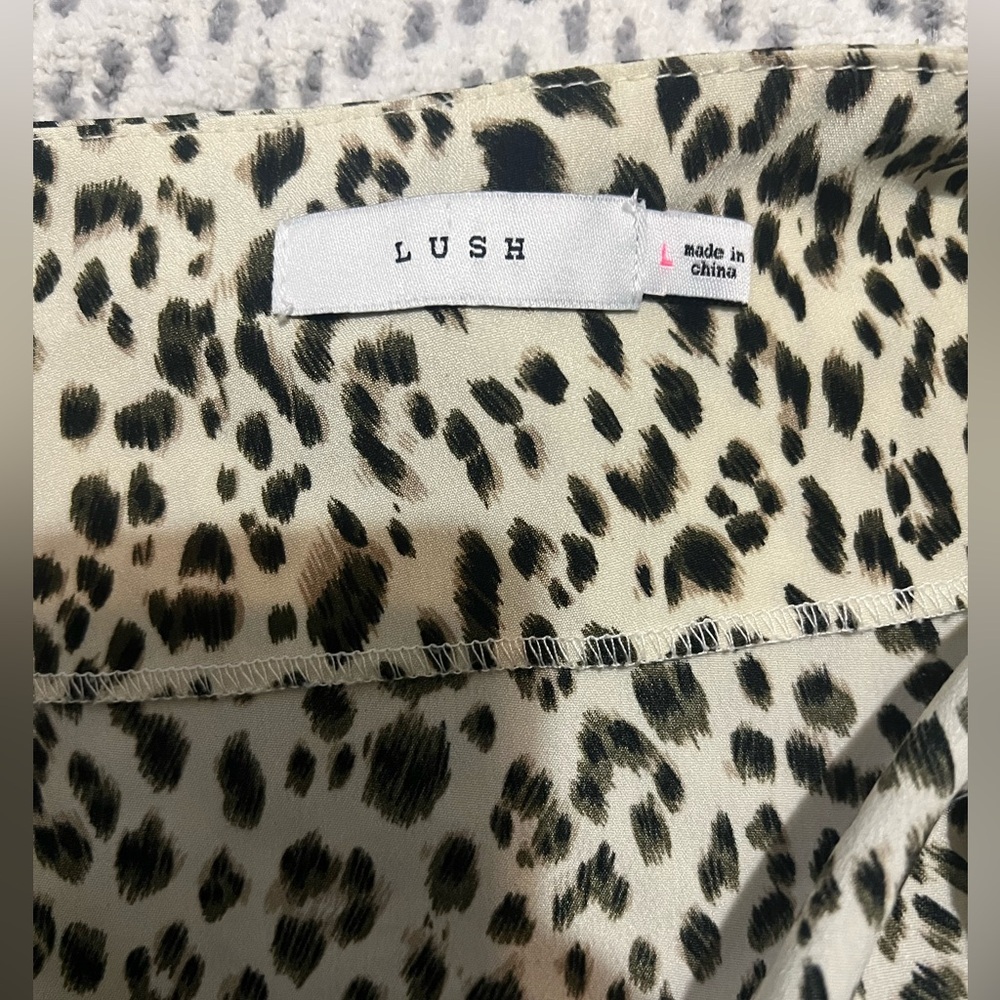 Womens cheetah Lush tank top large - Picture 3 of 3